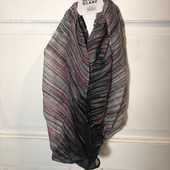 Infinity scarf - Picture 2 of 4